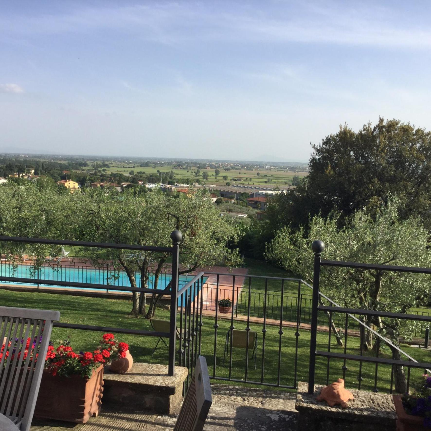Agriturismo Borgo Tra Gli Olivi カスティリオーン・フィオレンティーノ エクステリア 写真