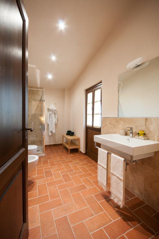 Agriturismo Borgo Tra Gli Olivi カスティリオーン・フィオレンティーノ エクステリア 写真