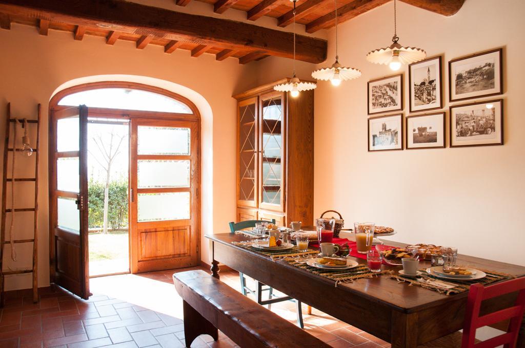 Agriturismo Borgo Tra Gli Olivi カスティリオーン・フィオレンティーノ エクステリア 写真