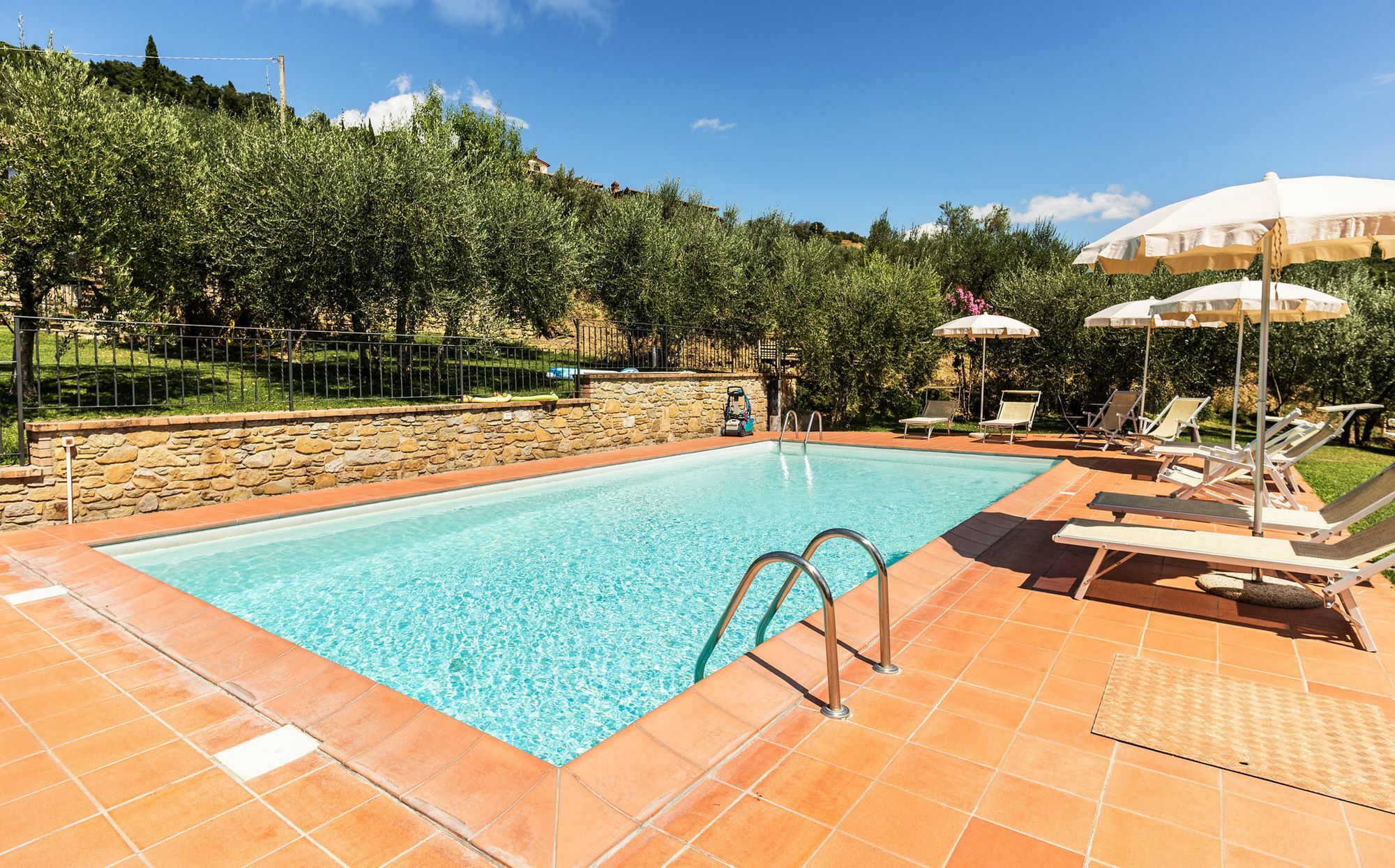 Agriturismo Borgo Tra Gli Olivi カスティリオーン・フィオレンティーノ エクステリア 写真
