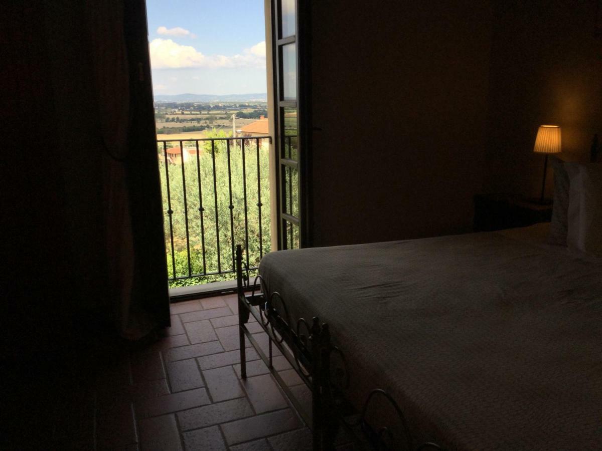 Agriturismo Borgo Tra Gli Olivi カスティリオーン・フィオレンティーノ エクステリア 写真